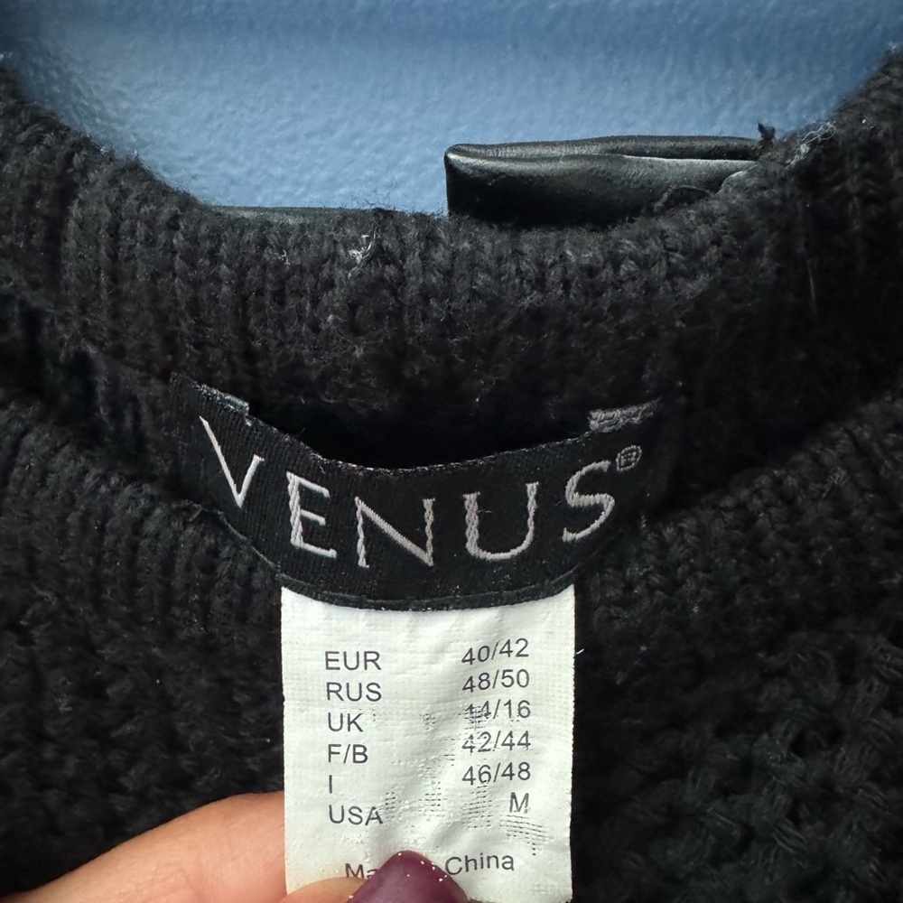 VENUS Black Knit Sweater - Picture 3 of 3